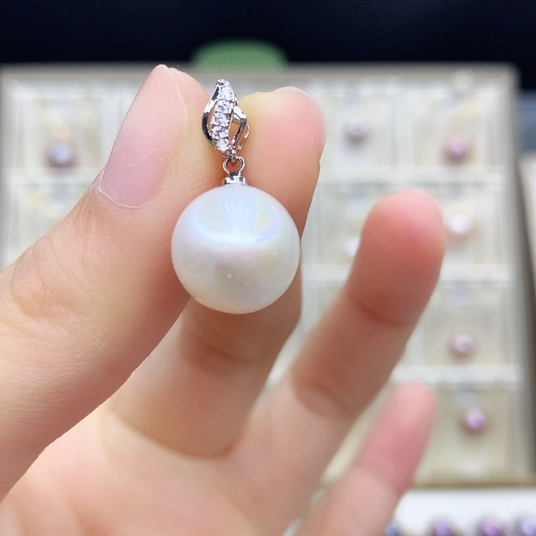 淡水珍珠颈饰合金