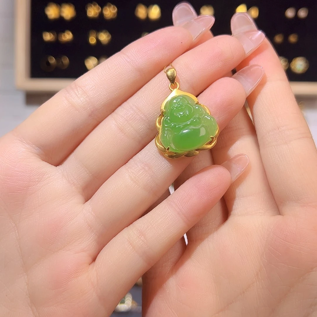 和田玉颈饰足金镶嵌