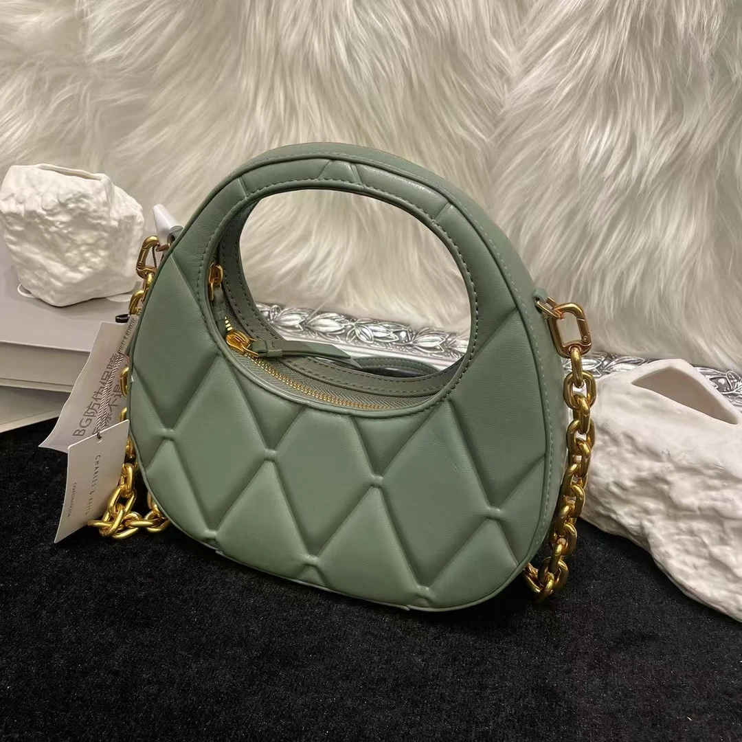 95新 CHARLES & KEITH 嘻总/95新/010968/单肩包