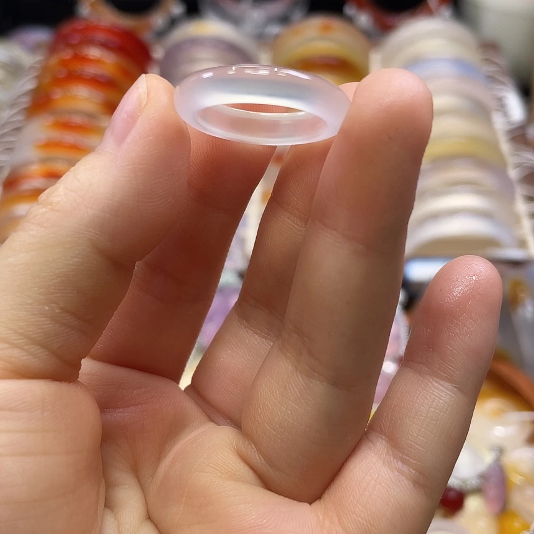 可***芯玛瑙/玉髓未镶嵌18不同角度不同光线下色不同