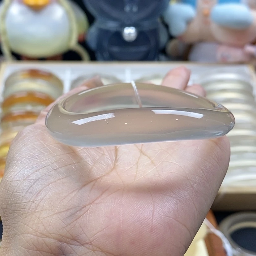 【闪购商品】玛瑙/玉髓手镯未镶嵌