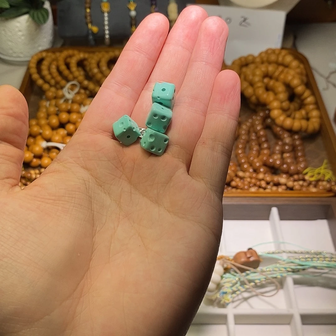非洲檀香无事牌一个