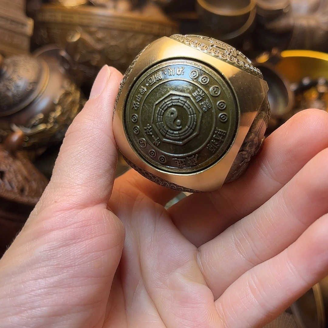精美铜器工艺品等