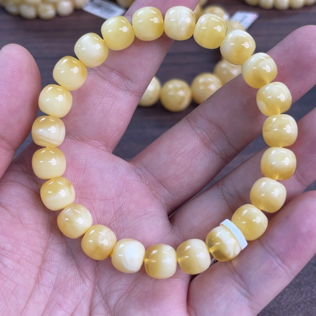 未镶嵌琥珀裸石1640000000