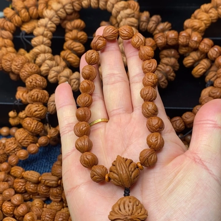 偶****木质类秦岭山脉野生龙文桃核