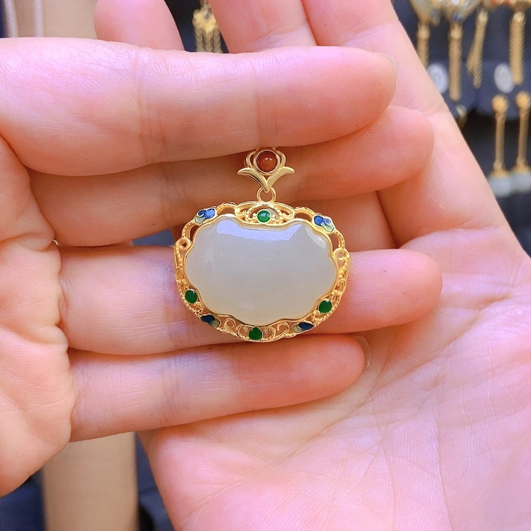 和田玉颈饰银S925镀金镶嵌