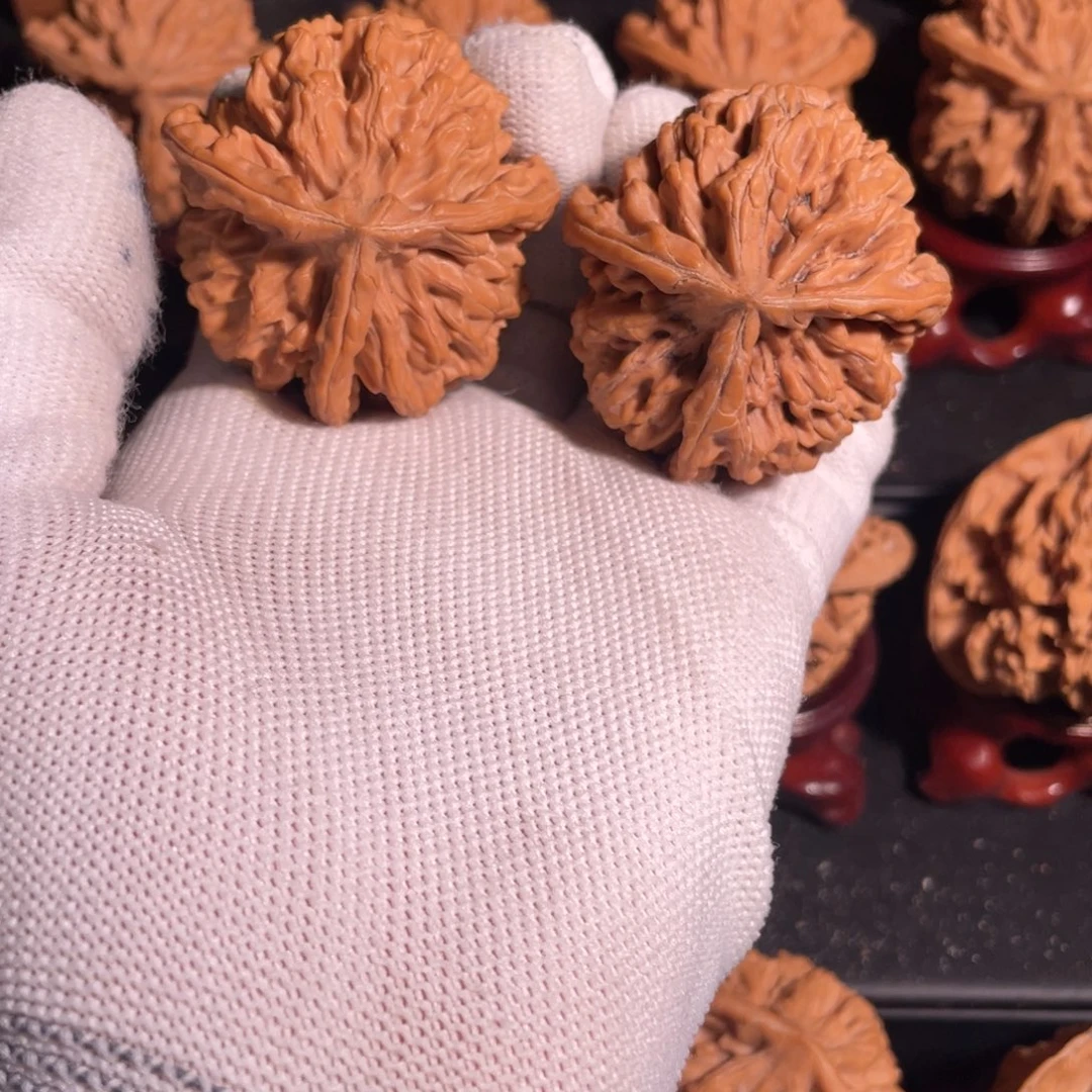 文玩核桃吊坠43官帽