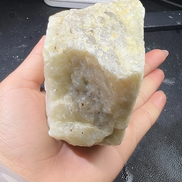 和田玉（糖玉）未镶嵌车挂