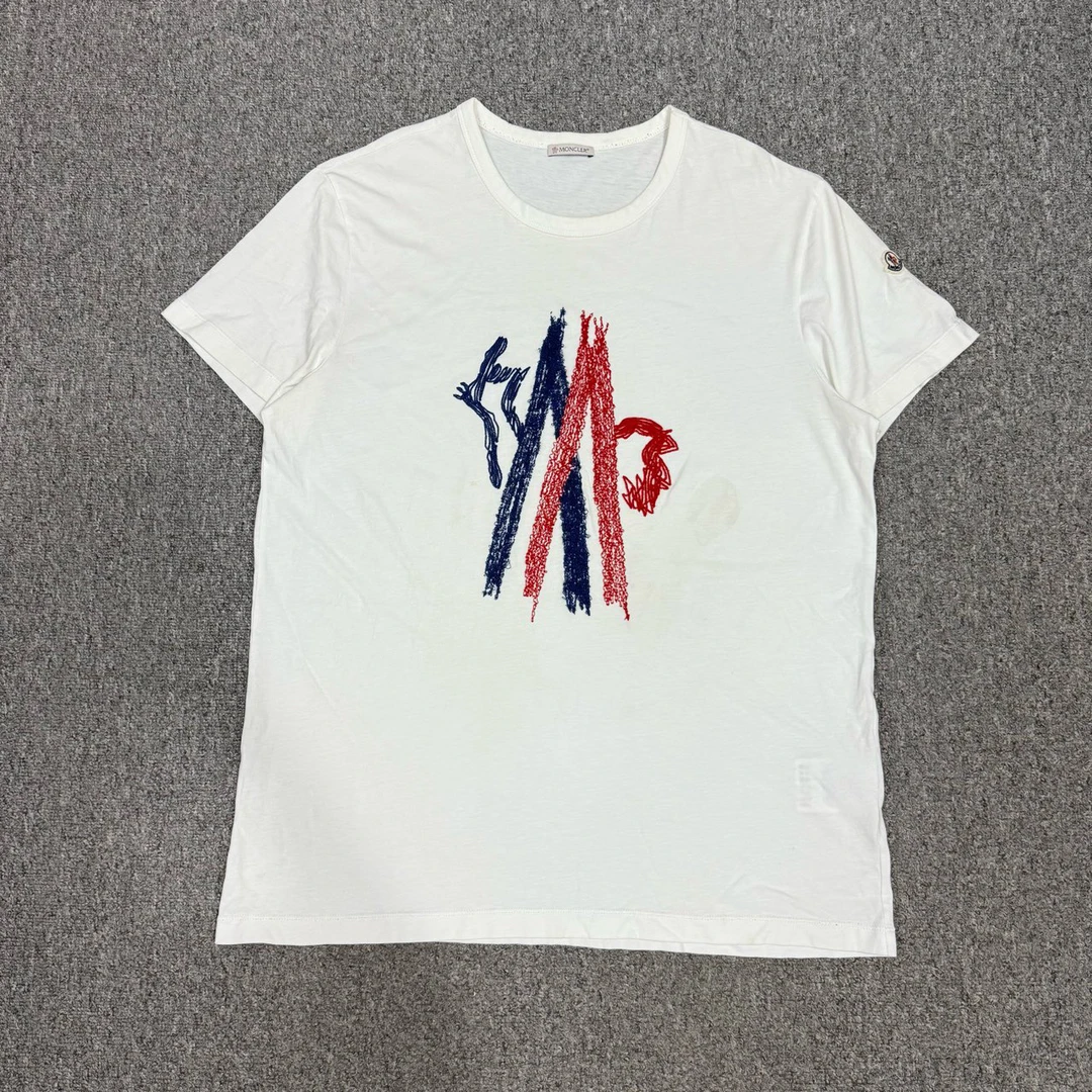 99新 MONCLER 13814556 Moncler蒙口 白色胸前大logo短袖 XXL码