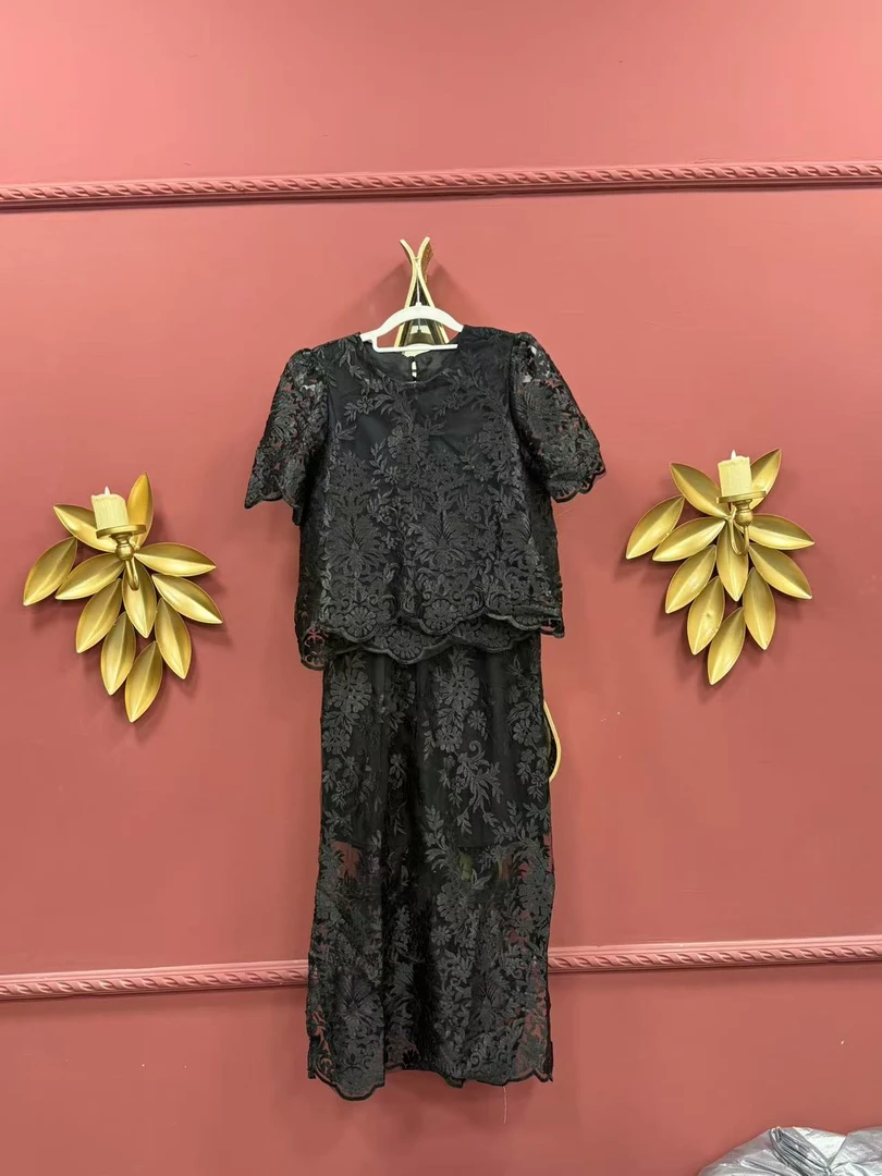 时尚套装白色女士女装地雷系初恋风千金风摩斯风