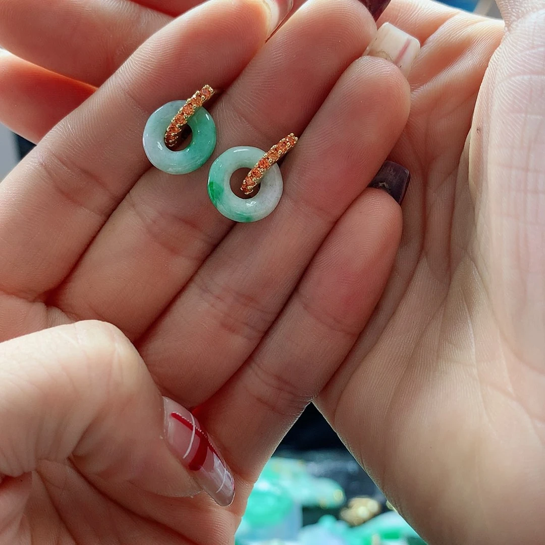 【闪购商品】翡翠耳饰未镶嵌,