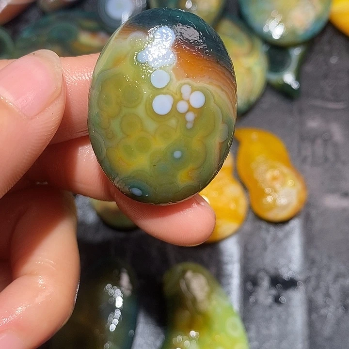 布***衣玛瑙/玉髓合金颈饰