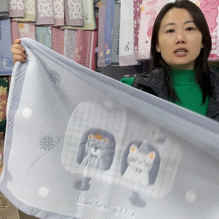 棉特价灰色小猫咪