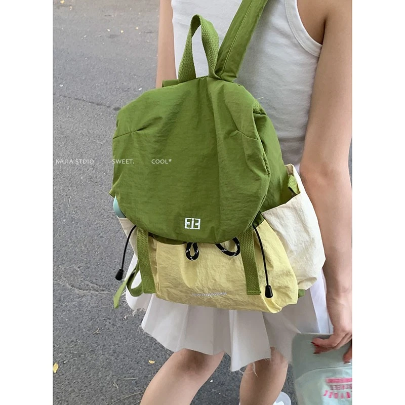 多巴胺双肩包包女款爆款2025新款学院风通勤小背包书包出游旅行包