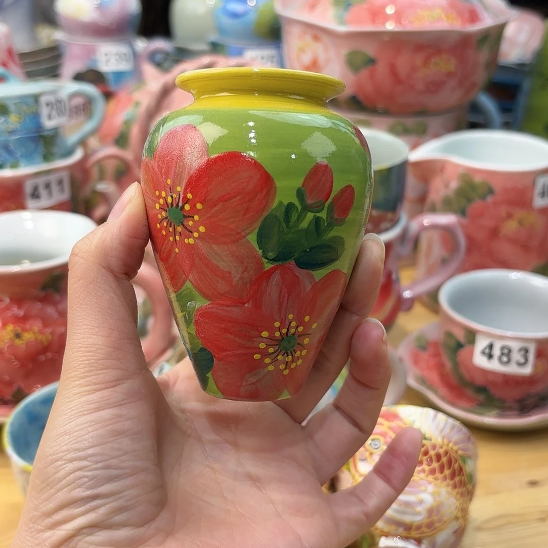 瓷片兔兔盖茨。兔兔