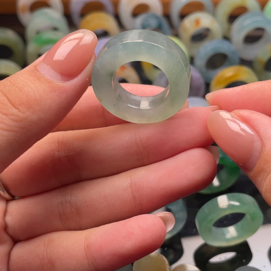 未镶嵌定制翡翠冰蓝