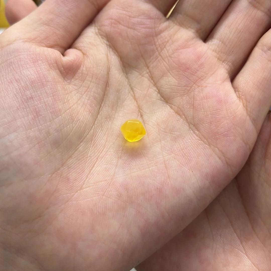 Z***Z琥珀颈饰未镶嵌天然琥珀