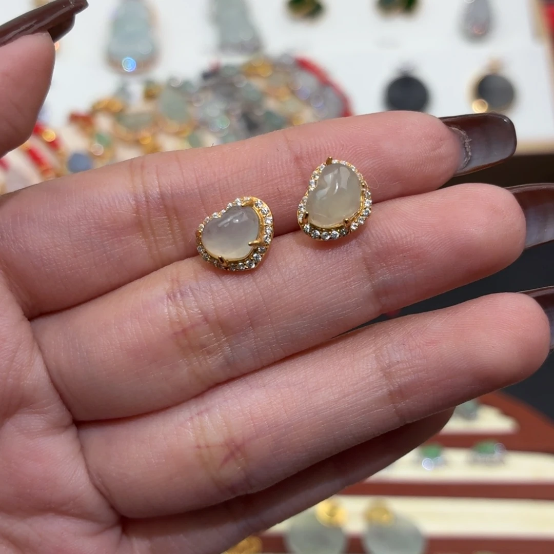 翡翠银S925镶嵌颈饰爱心耳钉