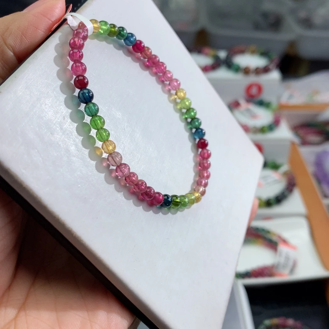 未镶嵌手链碧玺    4.3mm。