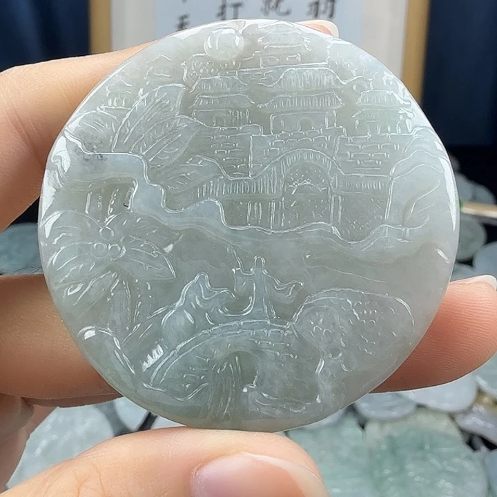 翡翠未镶嵌颈饰翡翠