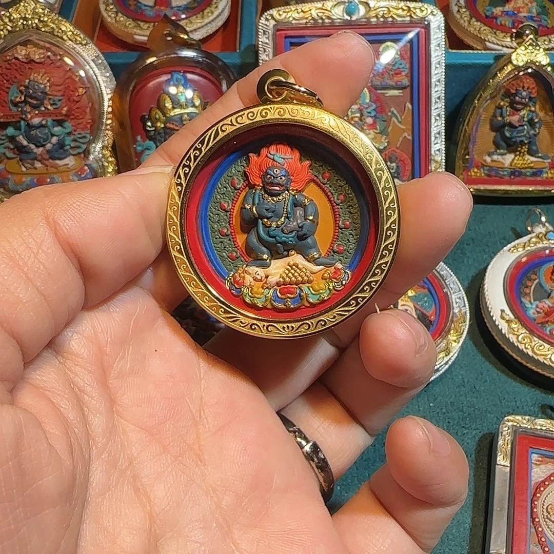 泥塑小*哥擦擦唐卡艺术作品