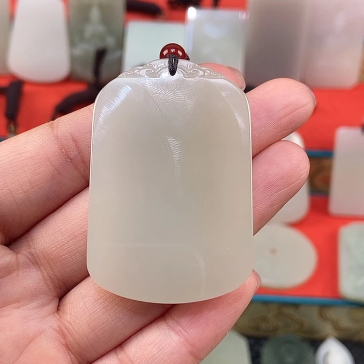 【闪购商品】颈饰未镶嵌和田玉?***¹