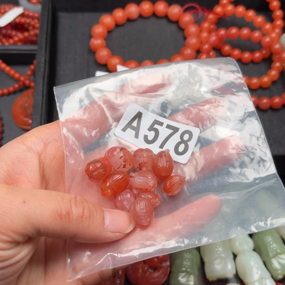 南红玛瑙珠宝奇石未镶嵌怀****?