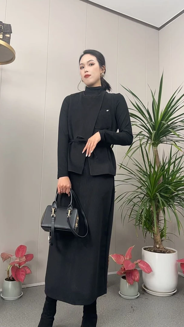 2025春季新款小香风毛呢马夹半身裙三件套