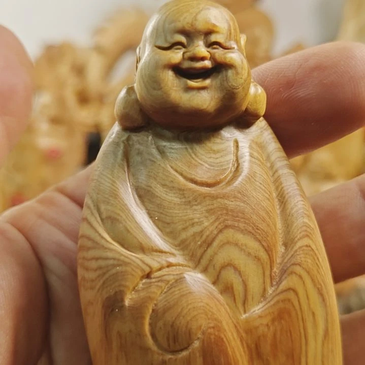 柏木（崖柏）透光乐乐手把件