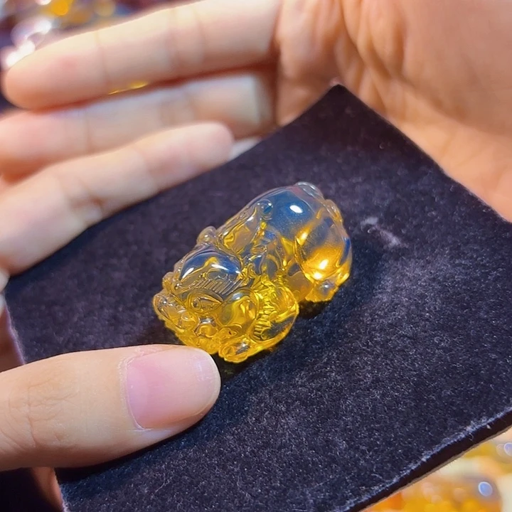 未镶嵌蓝珀珠宝奇石墨西哥蓝珀貔貅