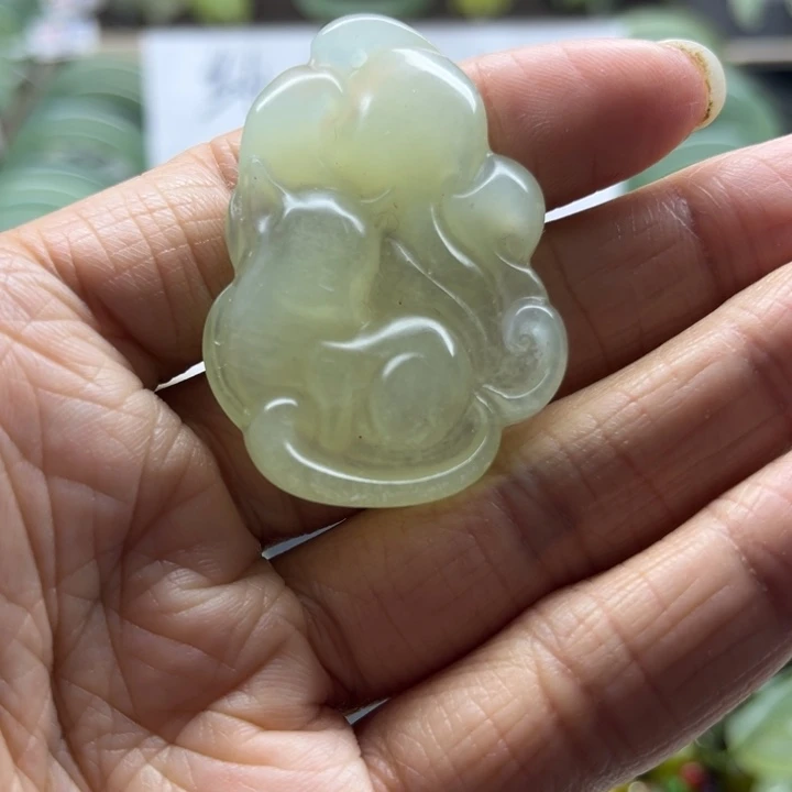 蛇纹石玉未镶嵌手镯28