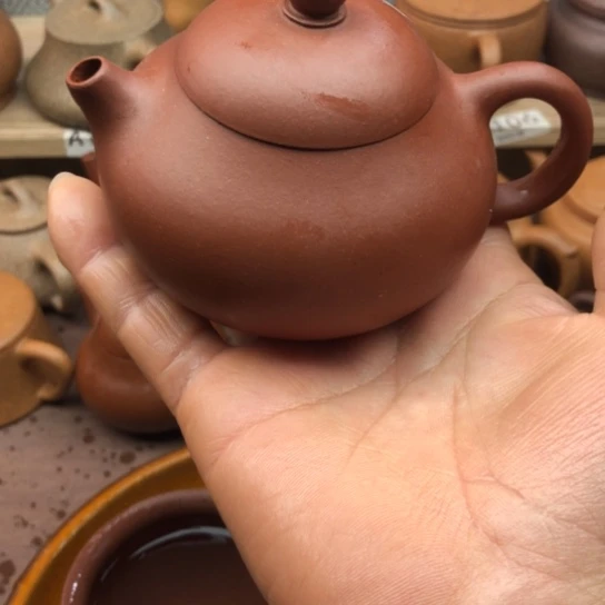 紫砂茶壶紫泥文但180豪升左右