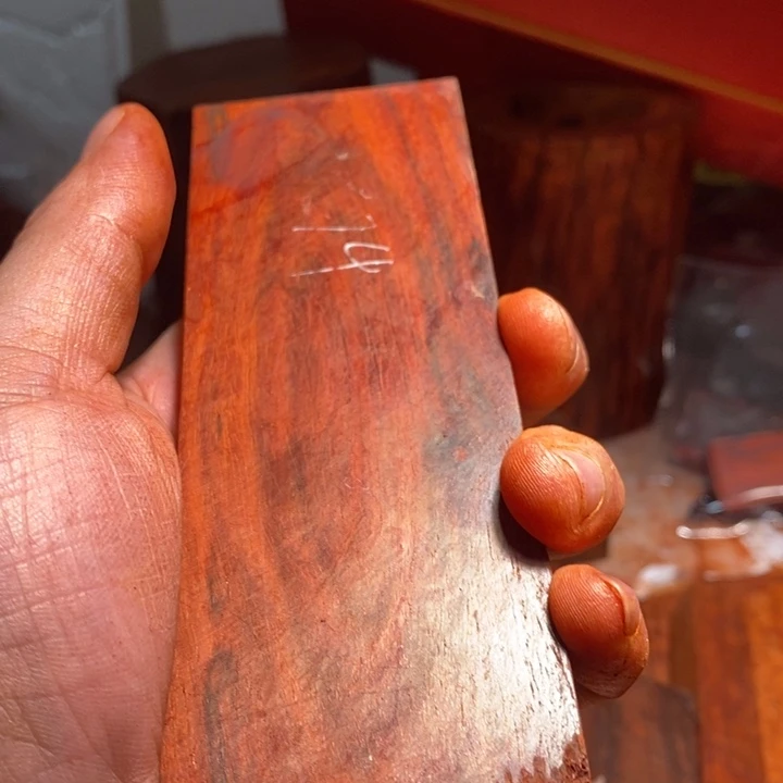 ?*印度小叶檀香紫檀