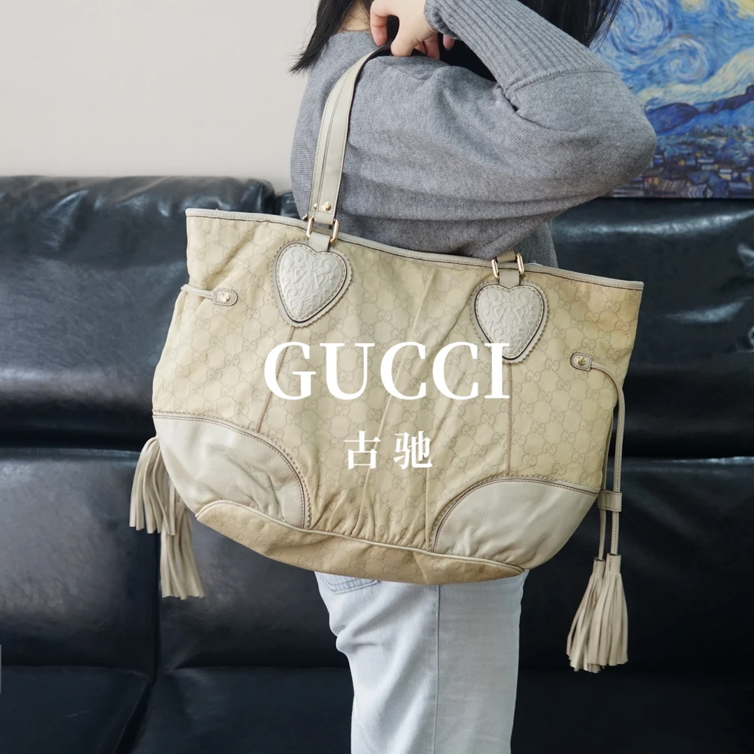 95新 GUCCI/古驰  白色压纹单肩包/HD01501006/1006