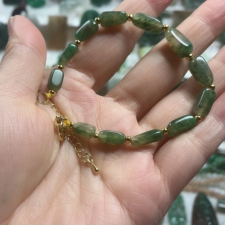 独山玉未镶嵌吊坠