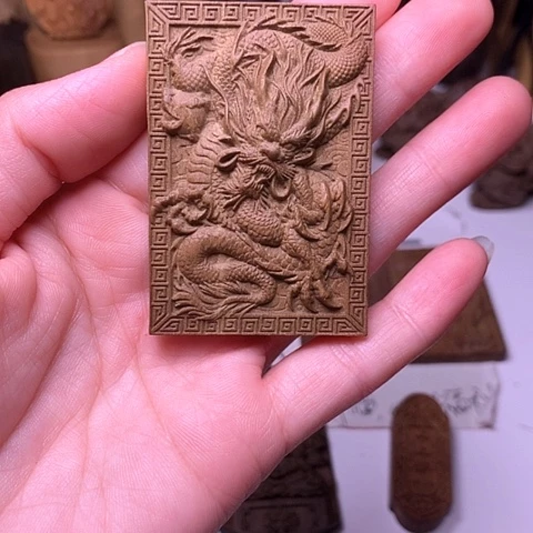 檀香木吊坠檀香龙无事牌