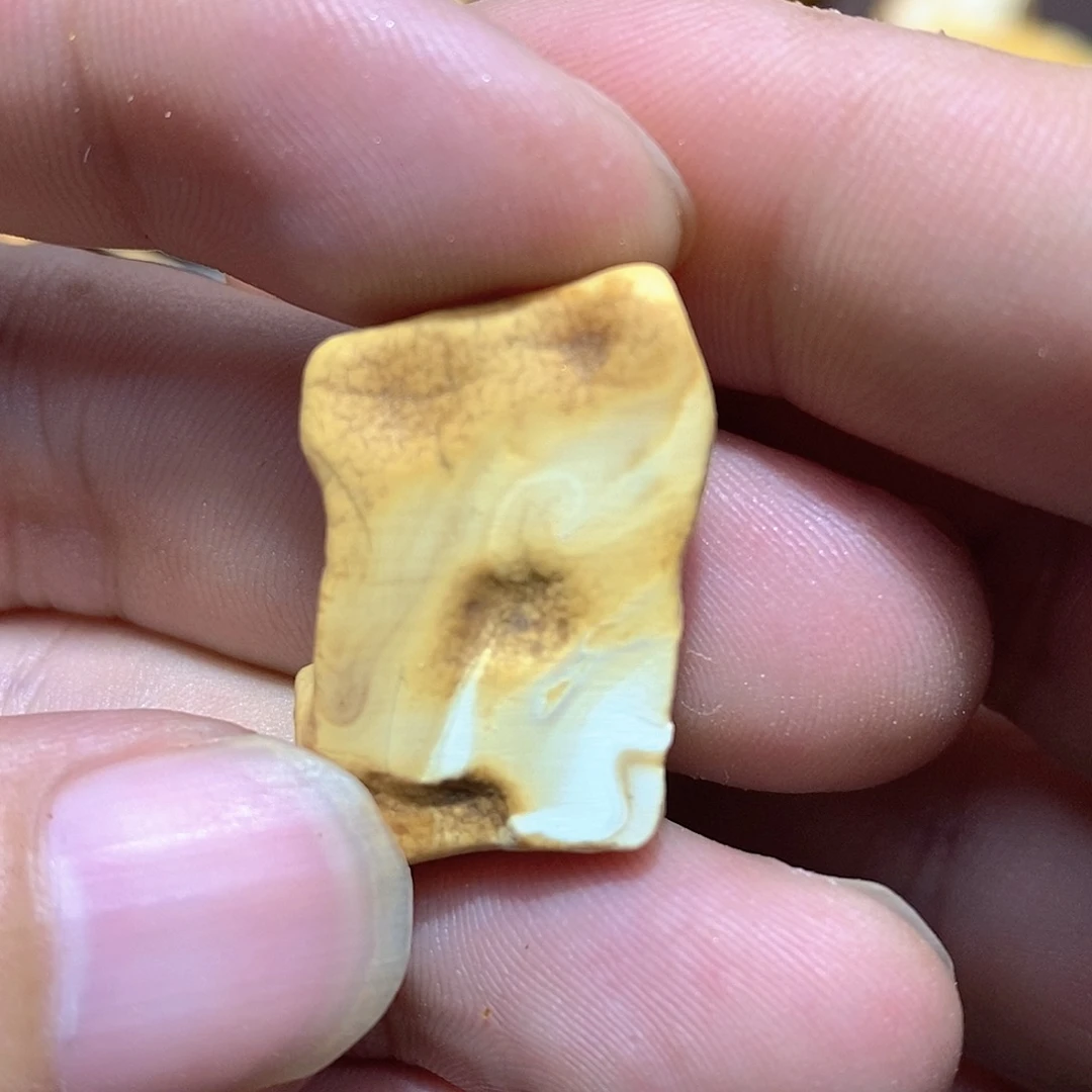 定制琥珀蜜蜡原石定制
