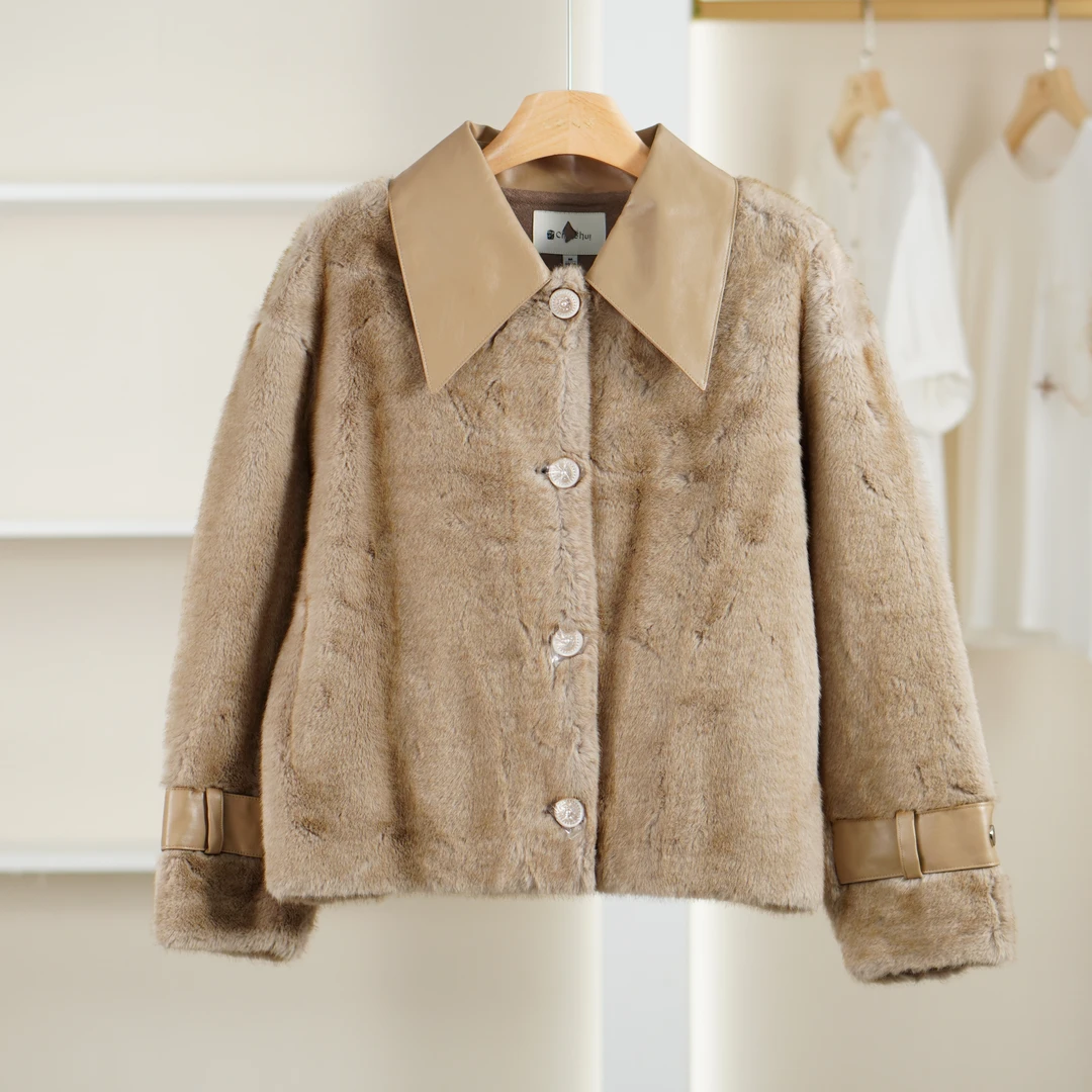 【麦笛·品牌新款】5081791 秋冬时尚毛绒短外套品牌撤柜女装