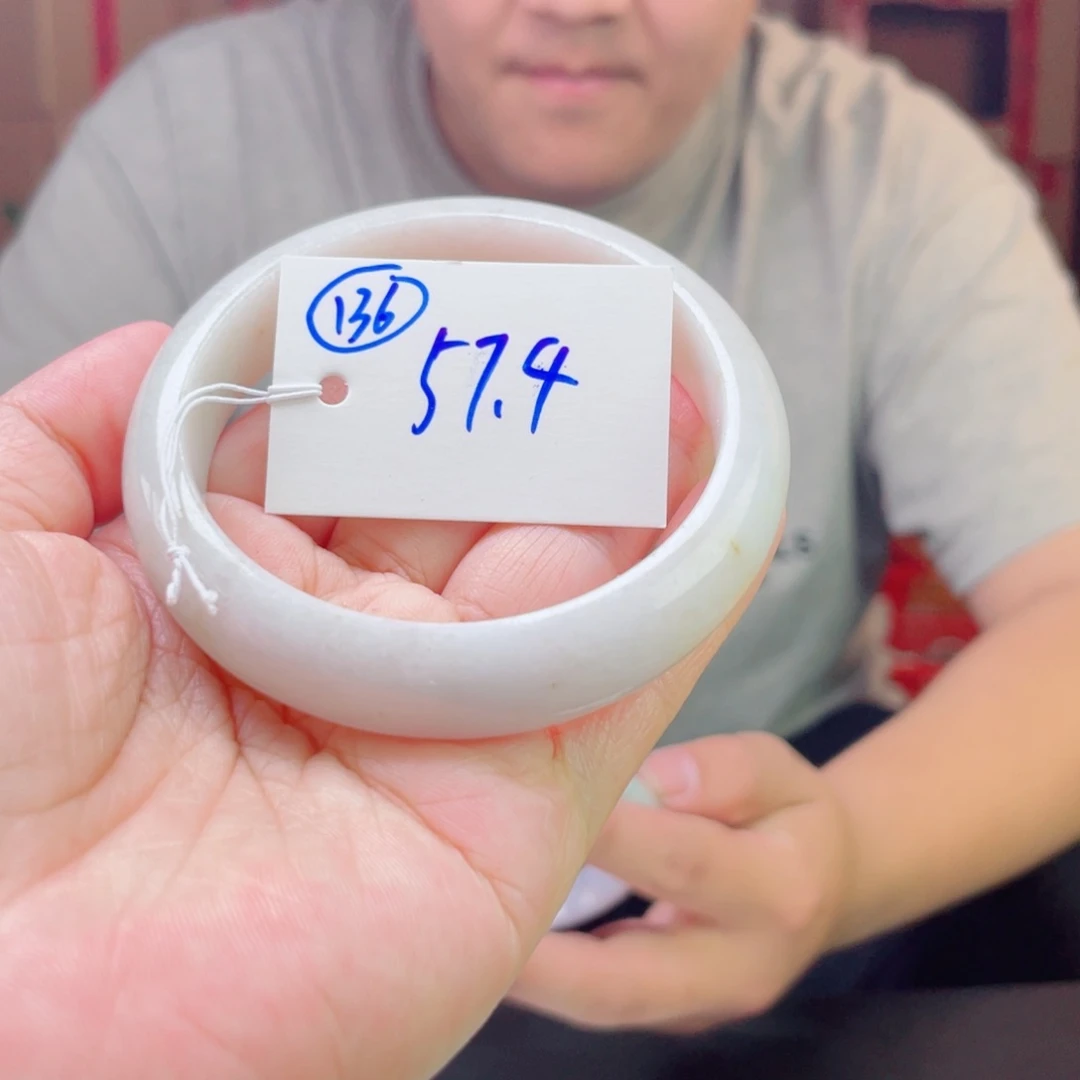 未镶嵌手镯翡翠136