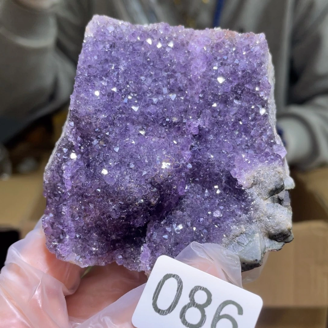 未镶嵌水晶珠宝半成品