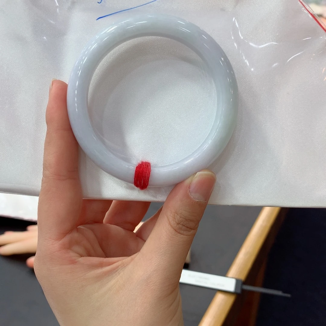 翡翠手镯未镶嵌买断