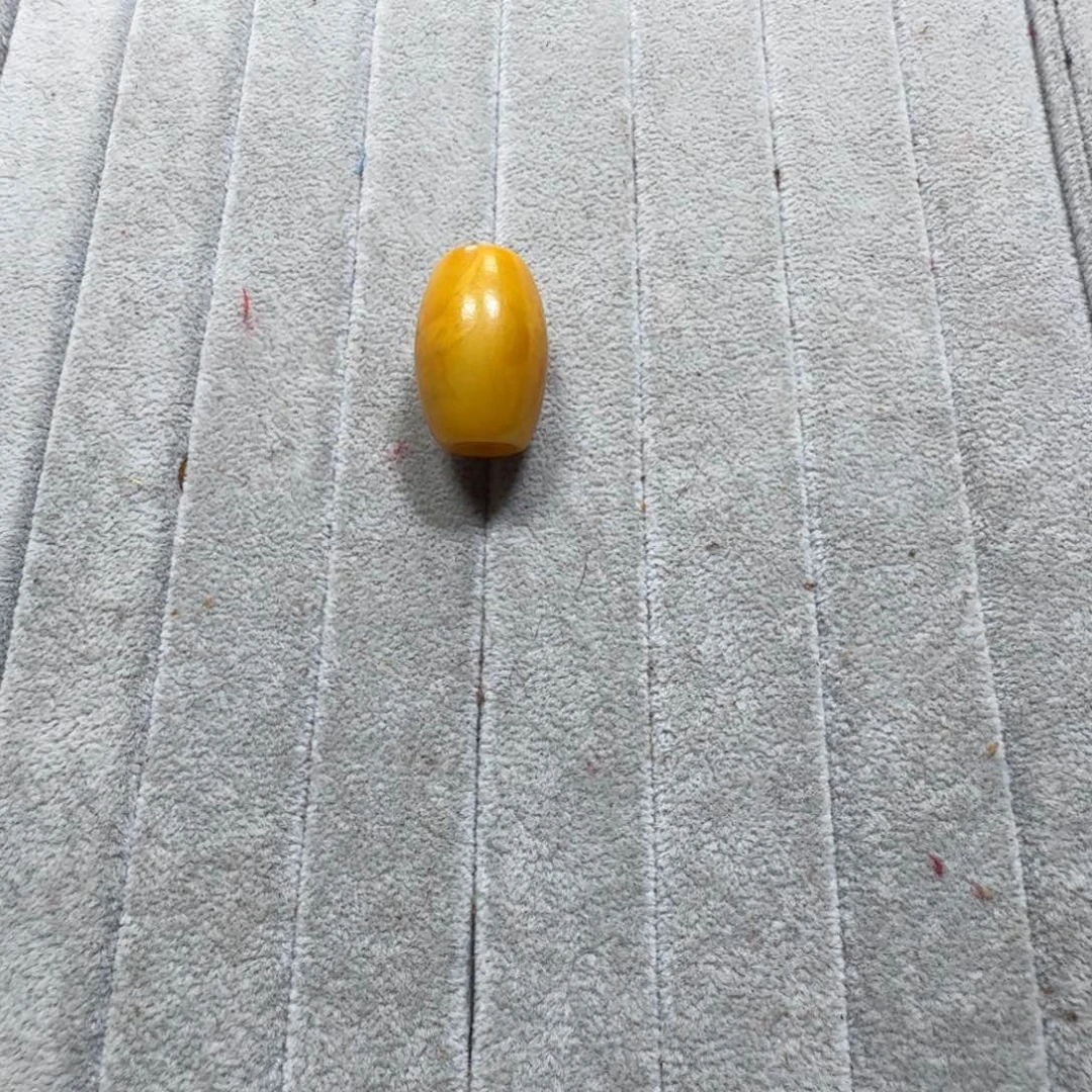 問***蜜蜡颈饰未镶嵌蜜蜡