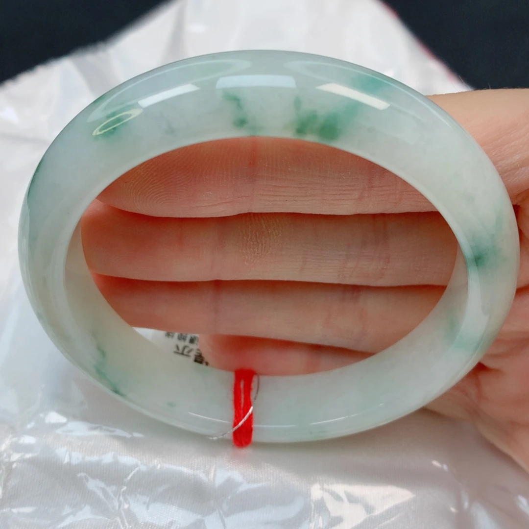 未镶嵌手镯翡翠57.7正圈，飘绿花，耐看，07