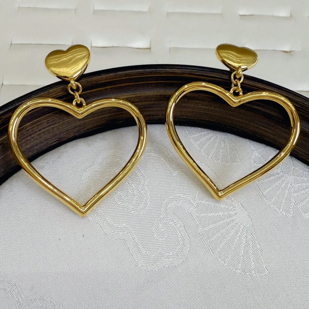 足金999 气质轻奢爱心耳钉耳饰