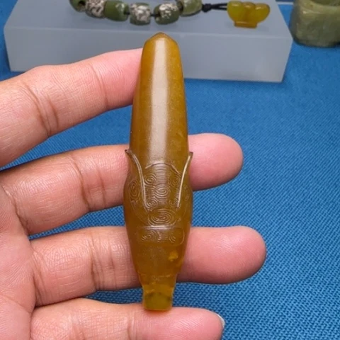 蛇纹石玉未镶嵌挂件