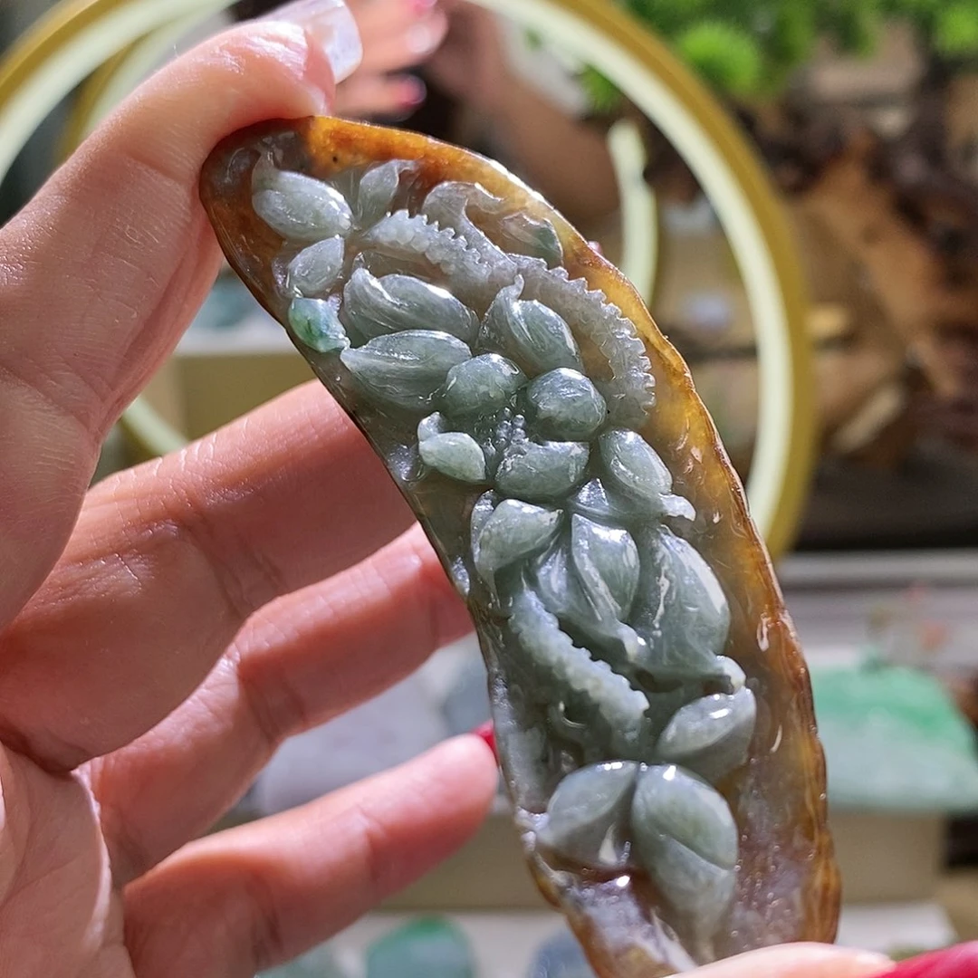 【闪购商品】翡翠颈饰未镶嵌荷叶