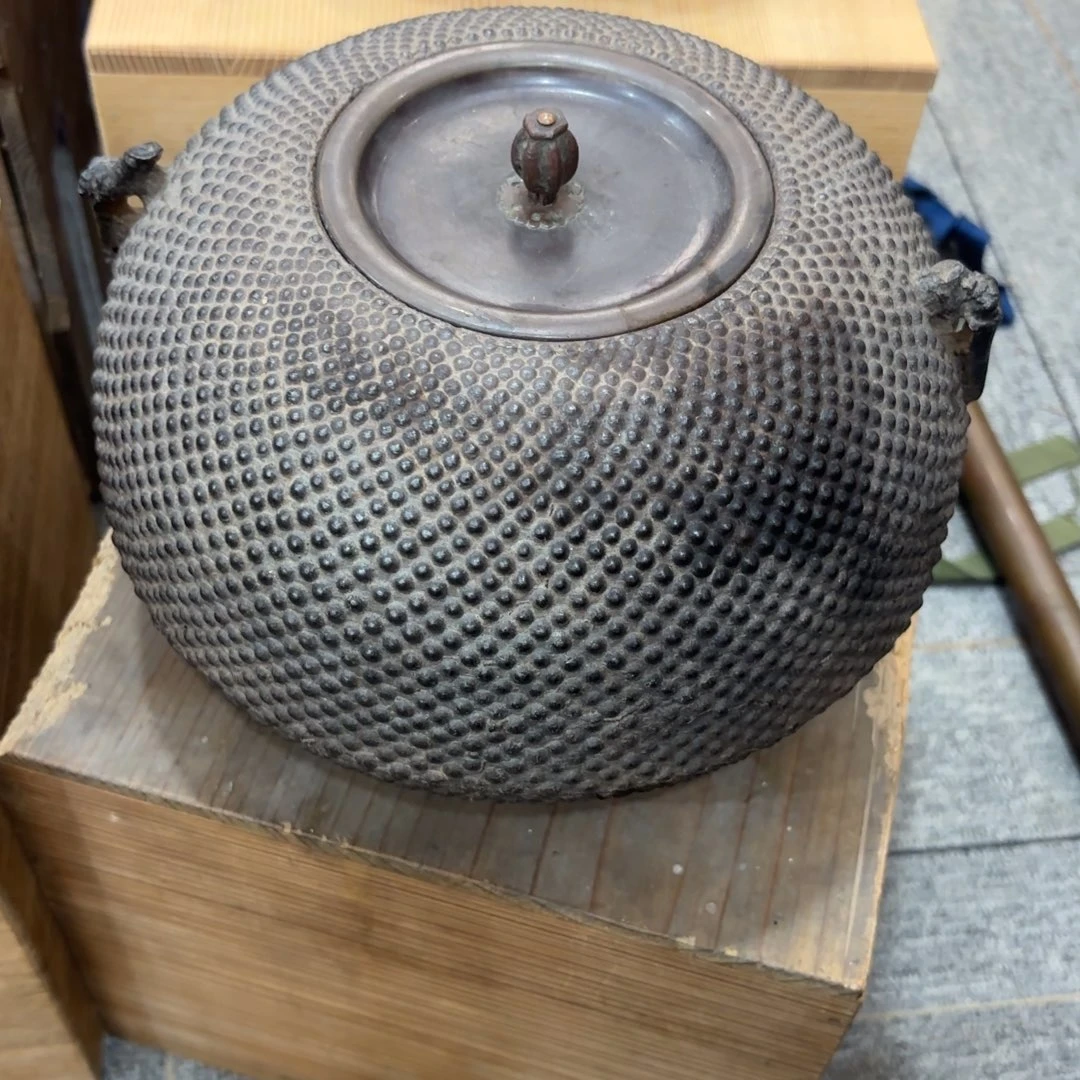 五***门非常喜欢这个瓷器