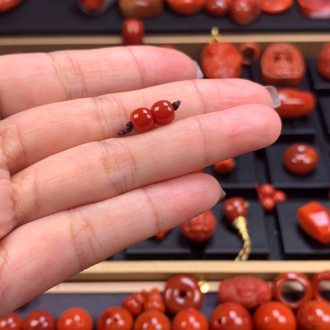 未镶嵌老型对珠6mm南红玛瑙