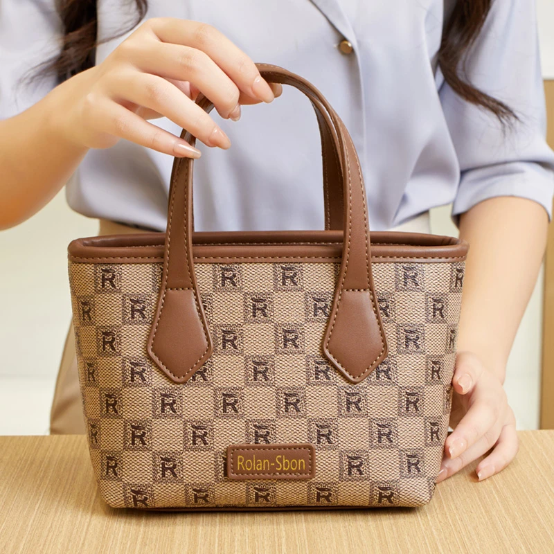 高档手提包2025新款轻便小挎包高档菜篮子女包通勤单肩斜挎包