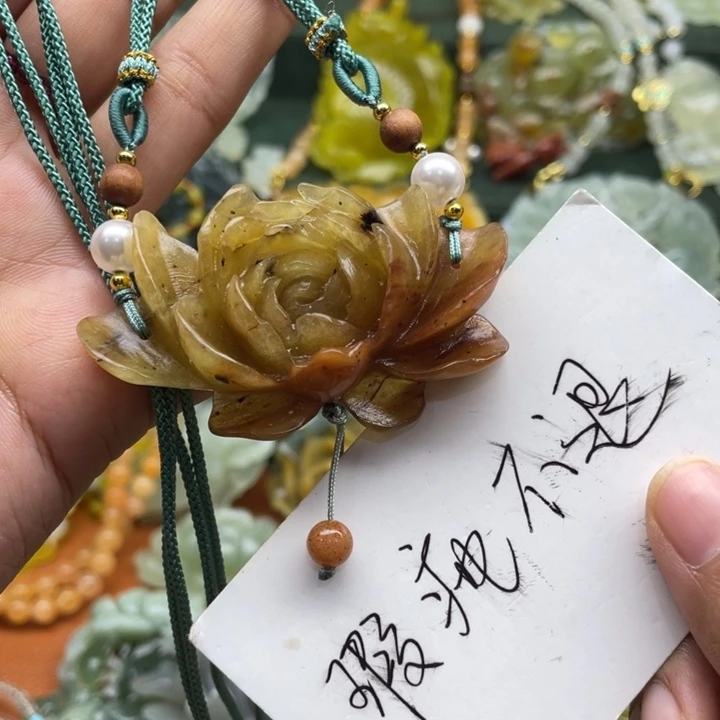未镶嵌岫玉吊坠毛衣链锁骨链